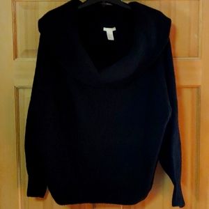 Beautiful, soft cowl neck sweater in EUC.